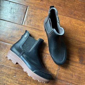 BOGS Holly Chelsea Boots | black slip on
